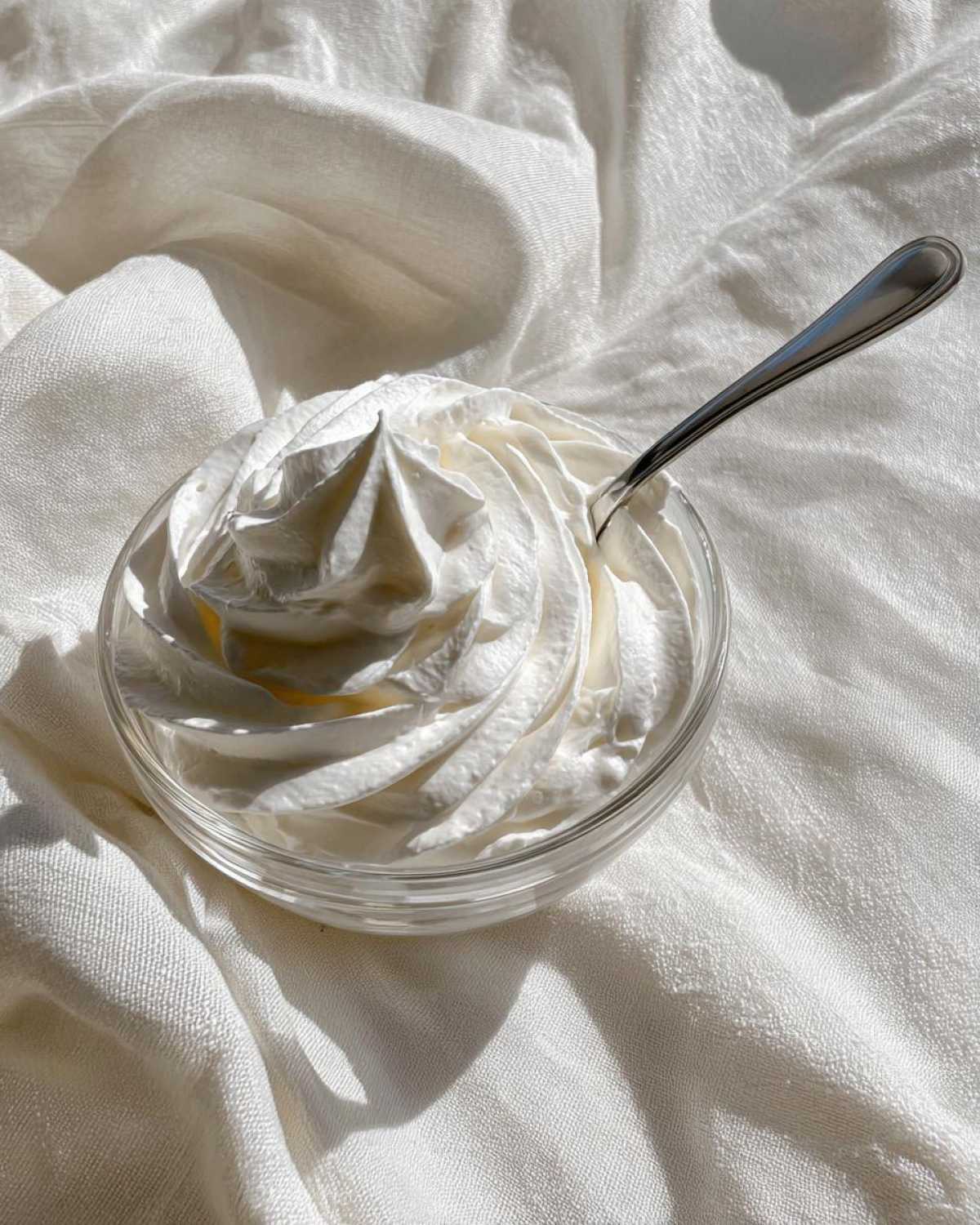 3-Ingredient Powdered Sugar Icing - detail 1