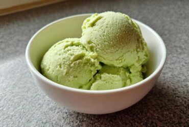 Avocado Ice Cream (Dairy-Free)