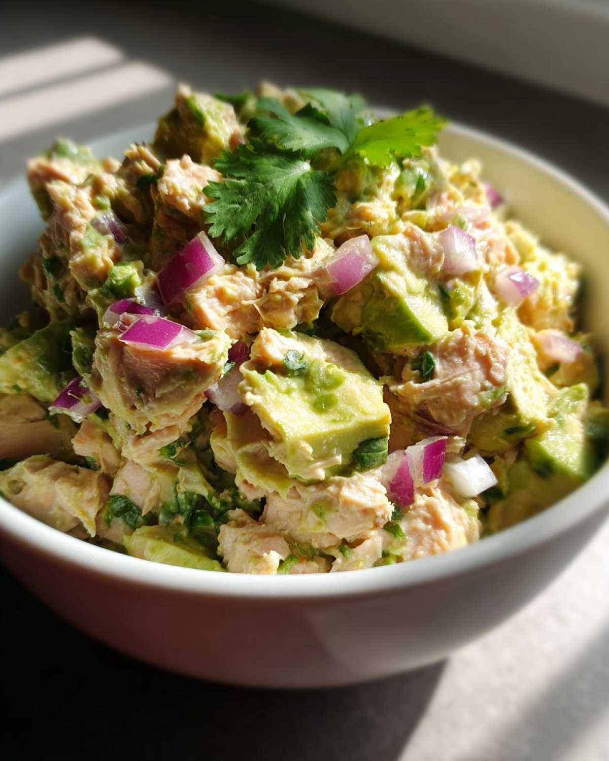 Avocado tuna salad - detail 2