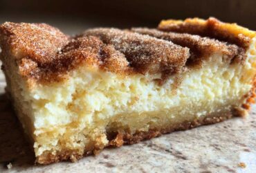 Churro Cheesecake Bars