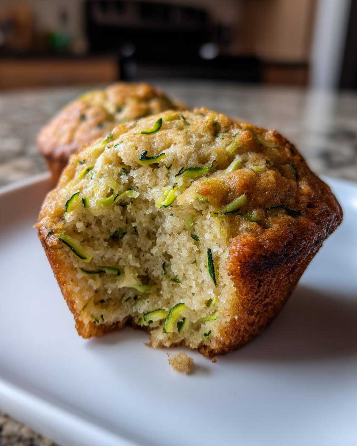 Classic zucchini muffins - detail 4