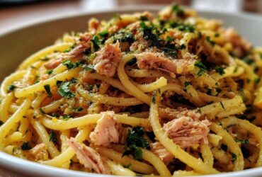 Lemon garlic tuna pasta