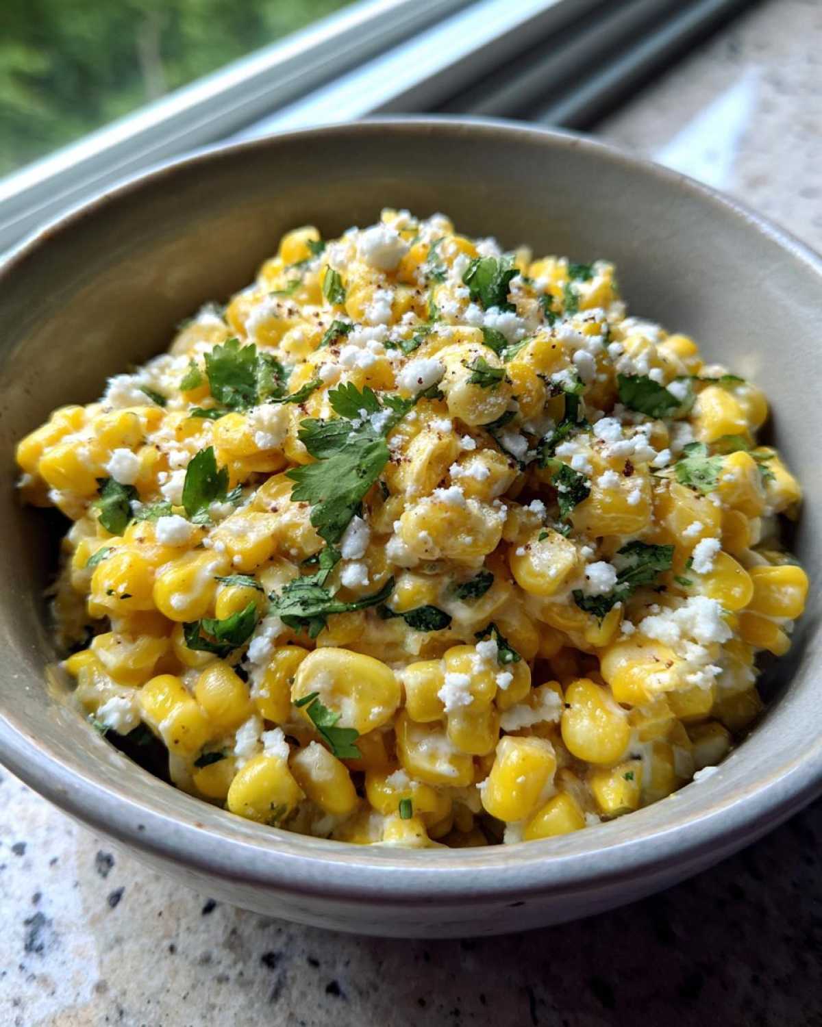 Mexican street corn salad - detail 2