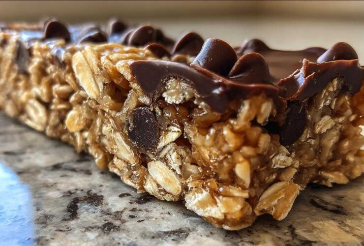 No-Bake Chocolate Chip Granola Bars