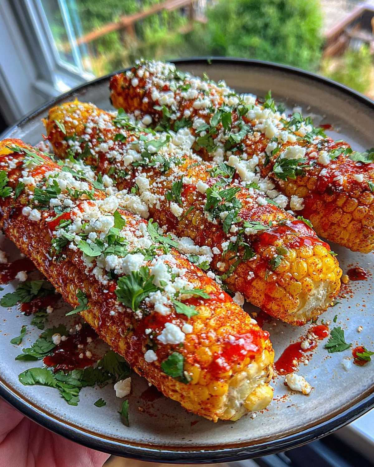 Spicy Mexican street corn - detail 4