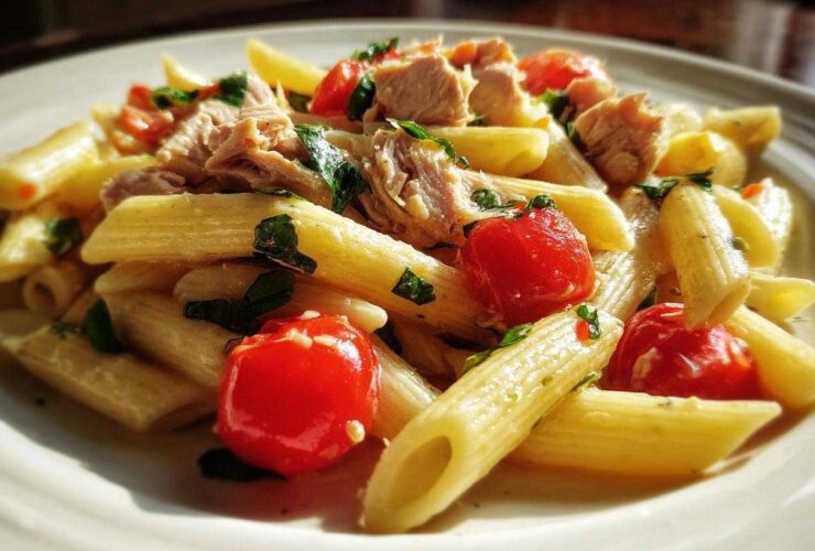 Tomato basil tuna pasta