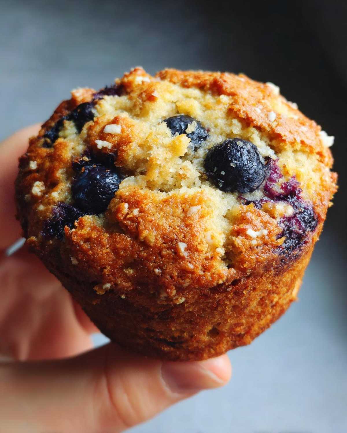 Vegan blueberry muffins - detail 3