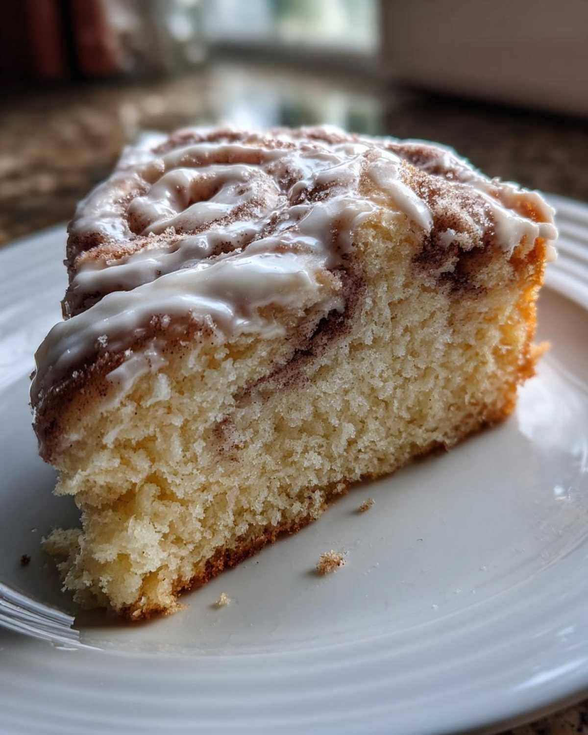 Cinnamon Roll Cake - detail 2