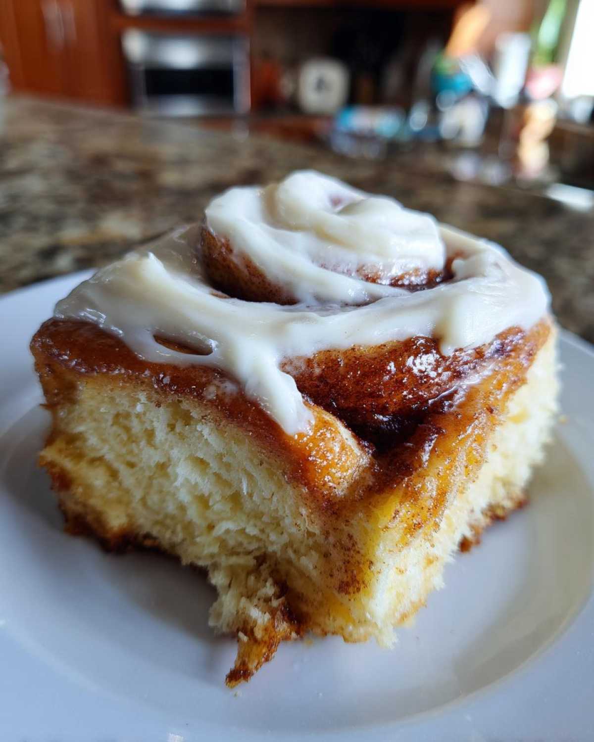 Copycat Cinnabon Cinnamon Rolls - detail 4