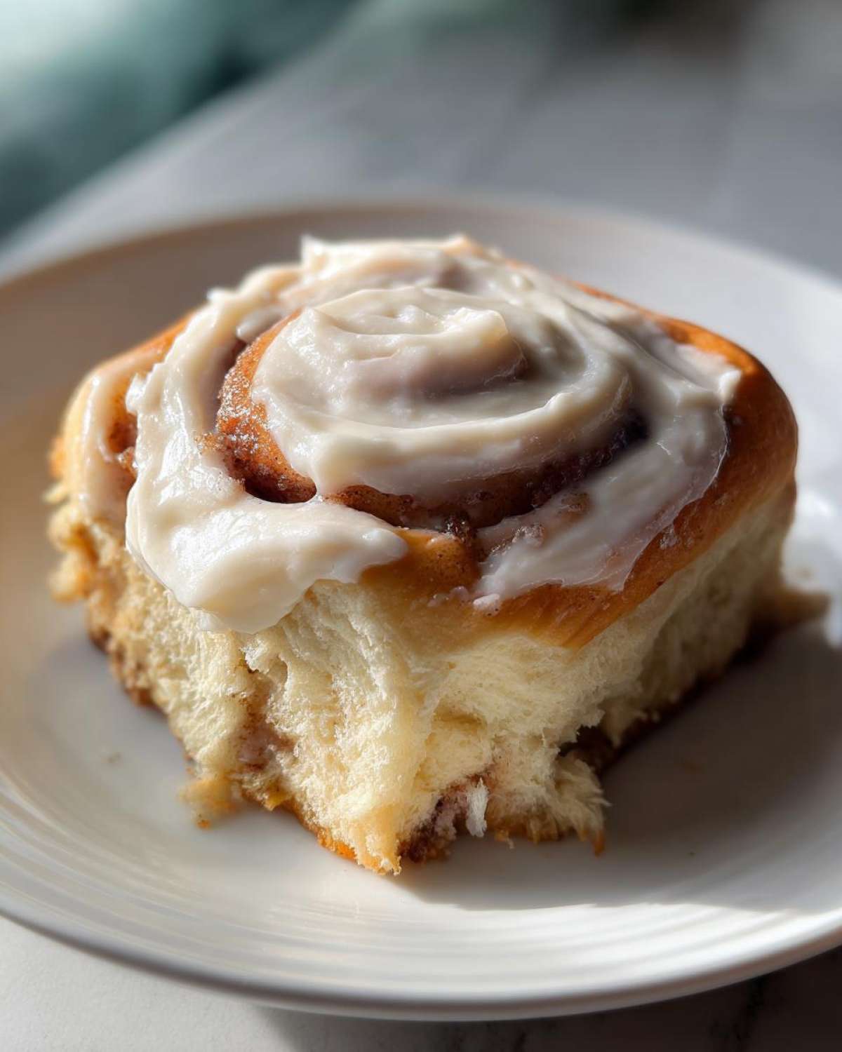 Copycat Cinnabon Cinnamon Rolls - detail 3