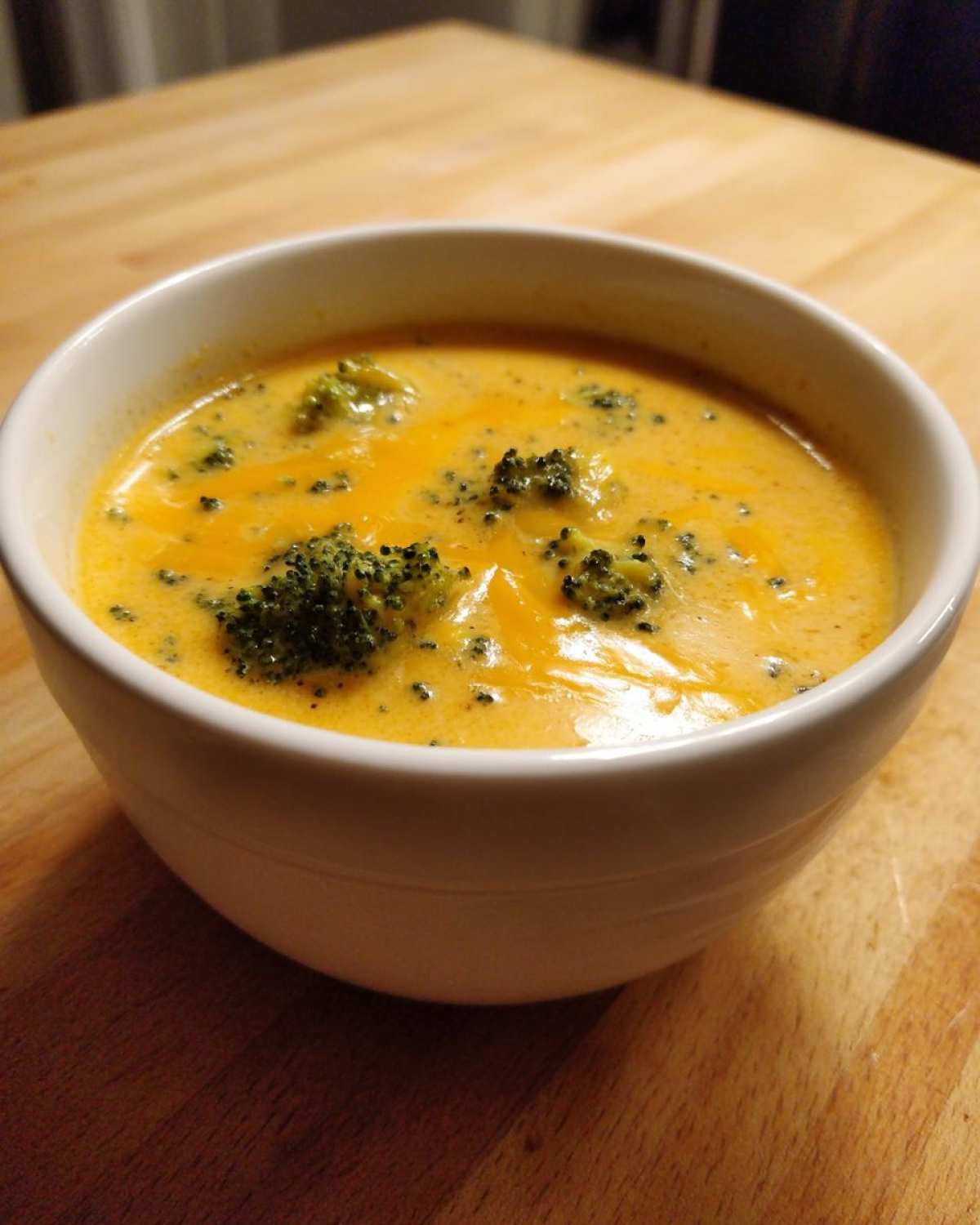 Copycat Panera Broccoli Cheddar Soup - detail 2