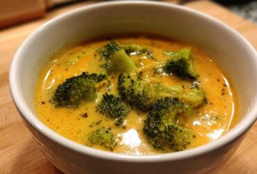 Copycat Panera Broccoli Cheddar Soup