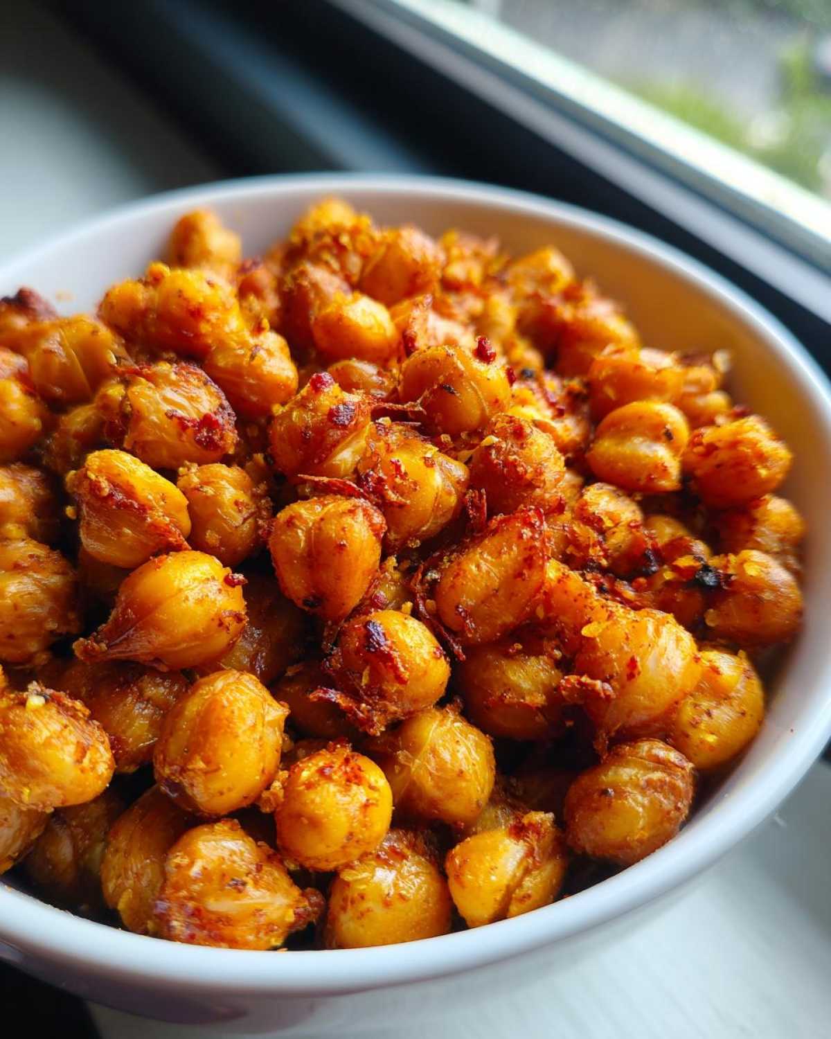 Chili Lime Roasted Chickpeas for Crunchy Munching - detail 4