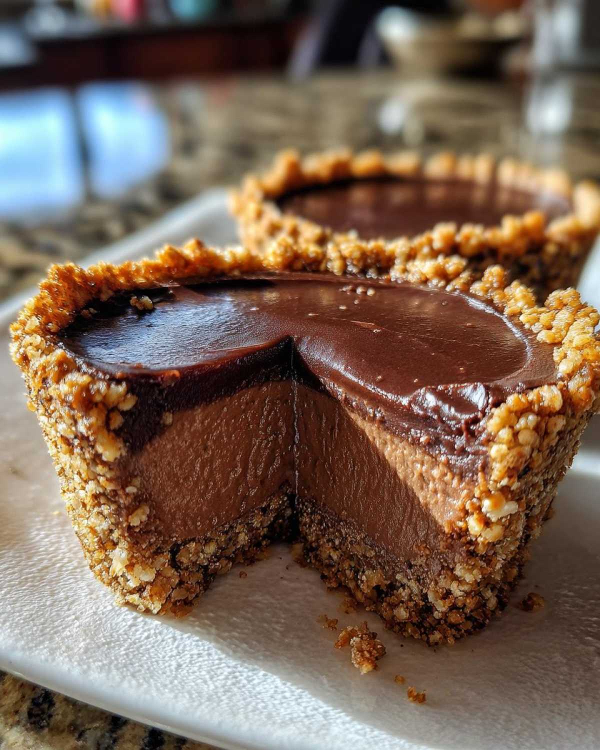 Mini Chocolate Mousse Cups with a Crunchy Crust - detail 4