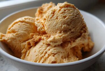 Pumpkin Spice Latte Ice Cream (No Churn)