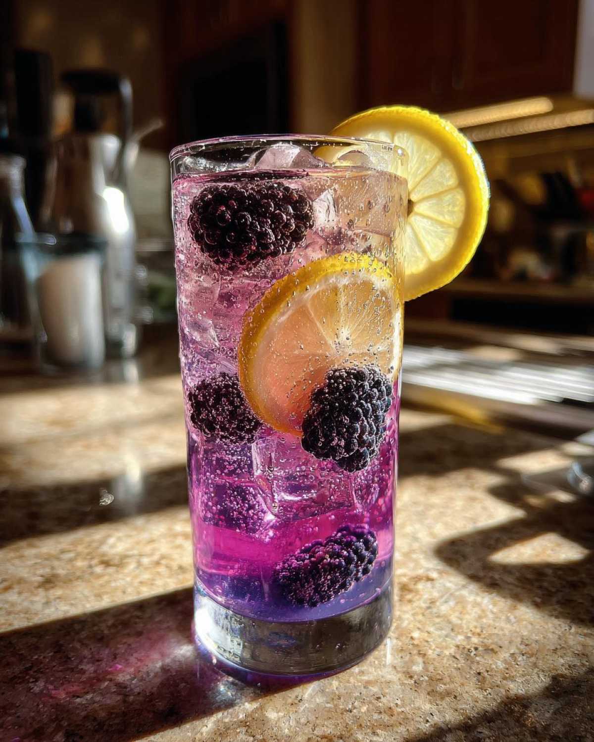 Blackberry Lavender Lemon Infusion - detail 2