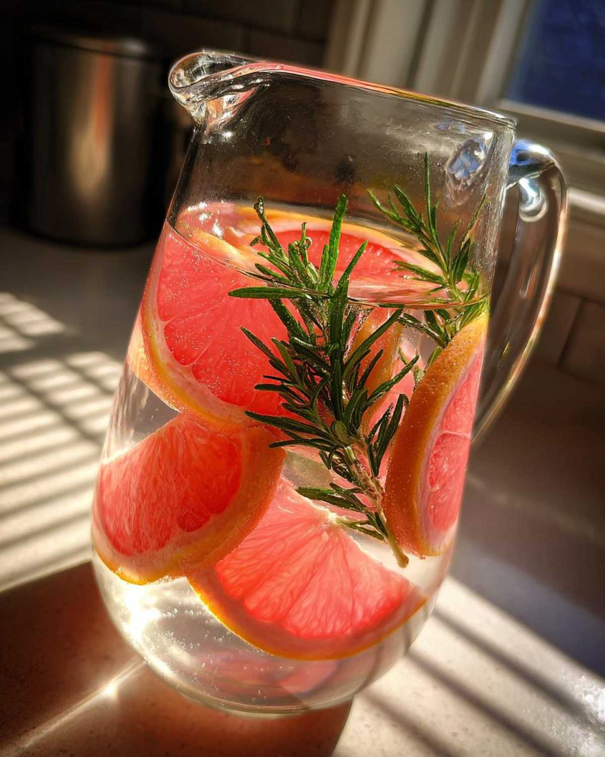 Grapefruit Rosemary Detox Water - detail 3