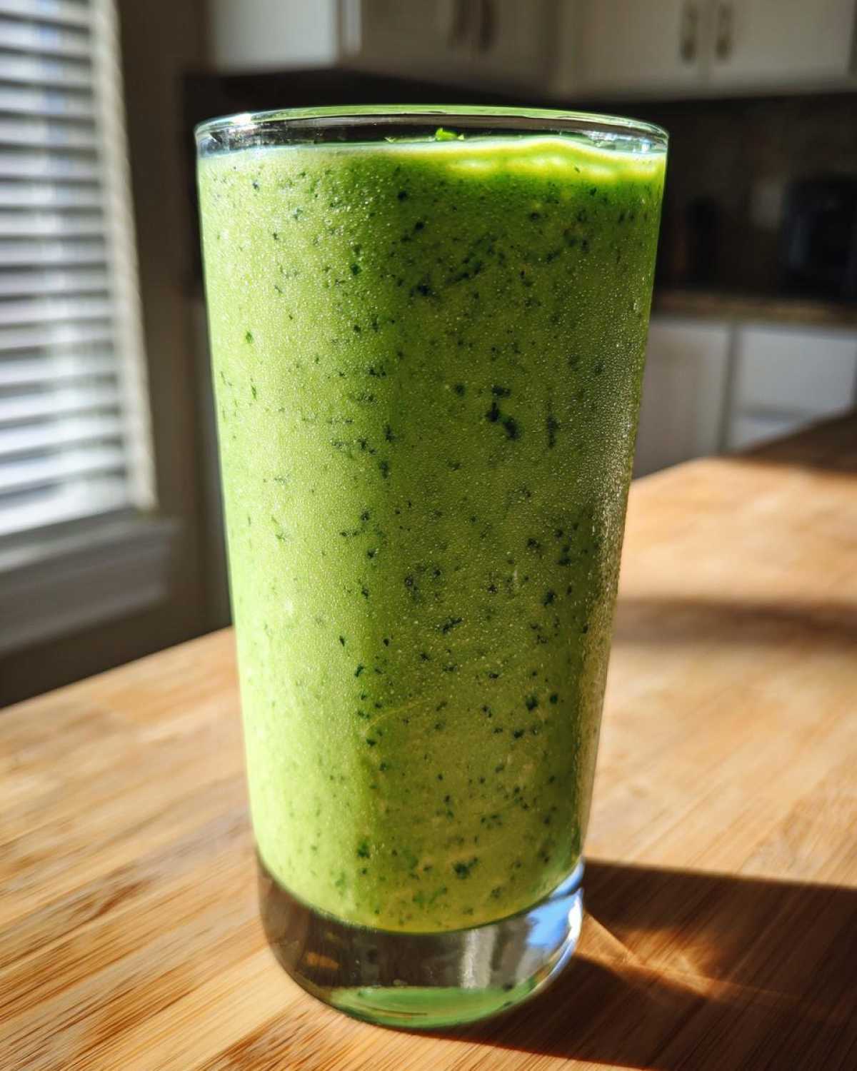Matcha Mint Julep Smoothie - detail 1