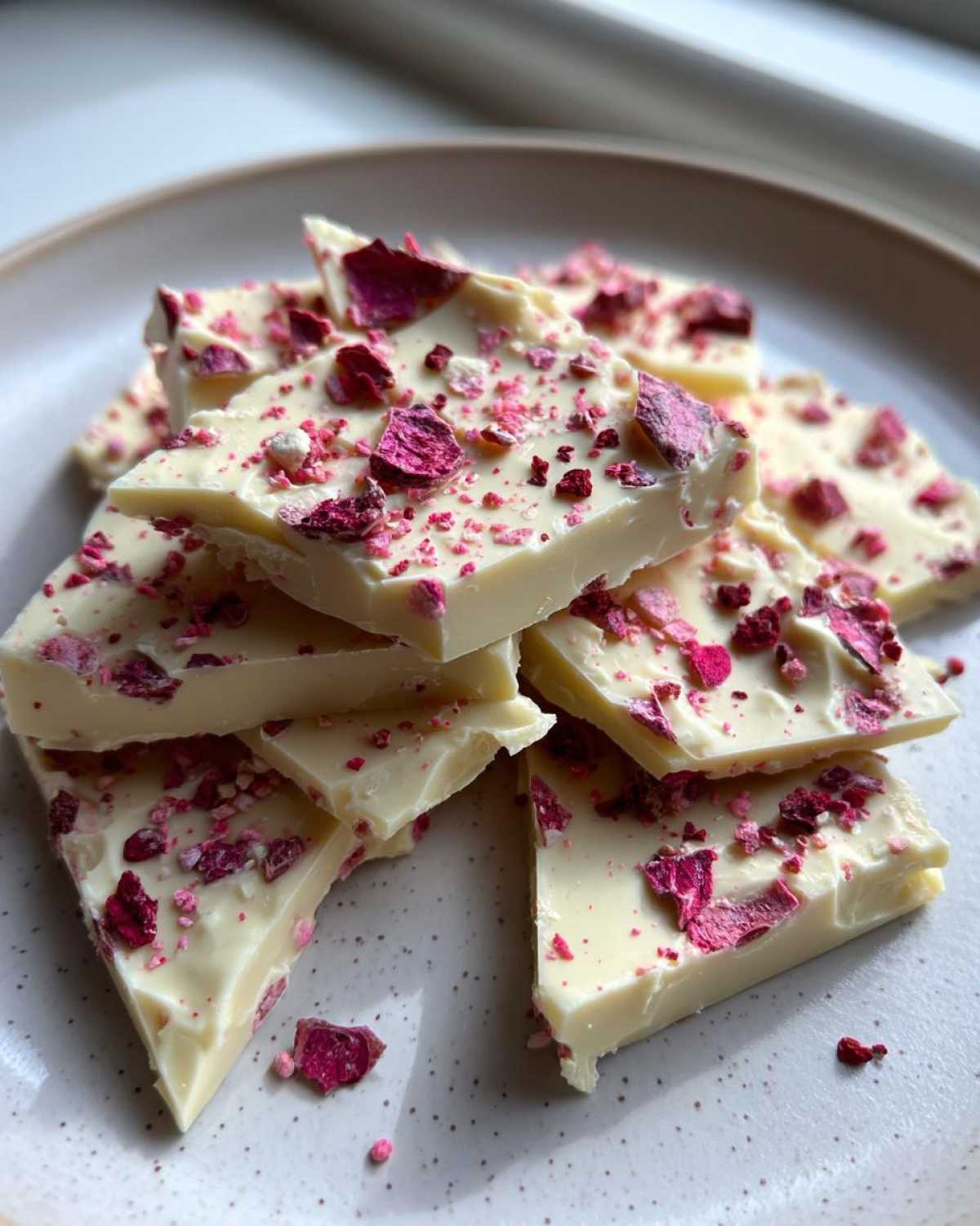 Pink Peppercorn White Chocolate Bark - detail 4