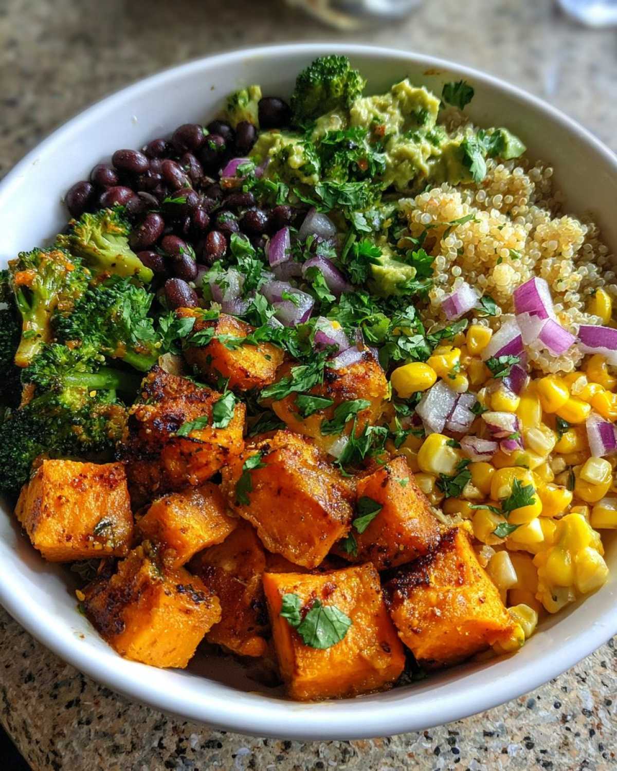Quinoa Veggie Power Bowl - detail 4