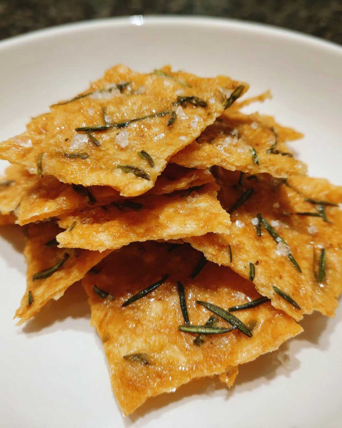 Rosemary Olive Oil Crackers - detail 4