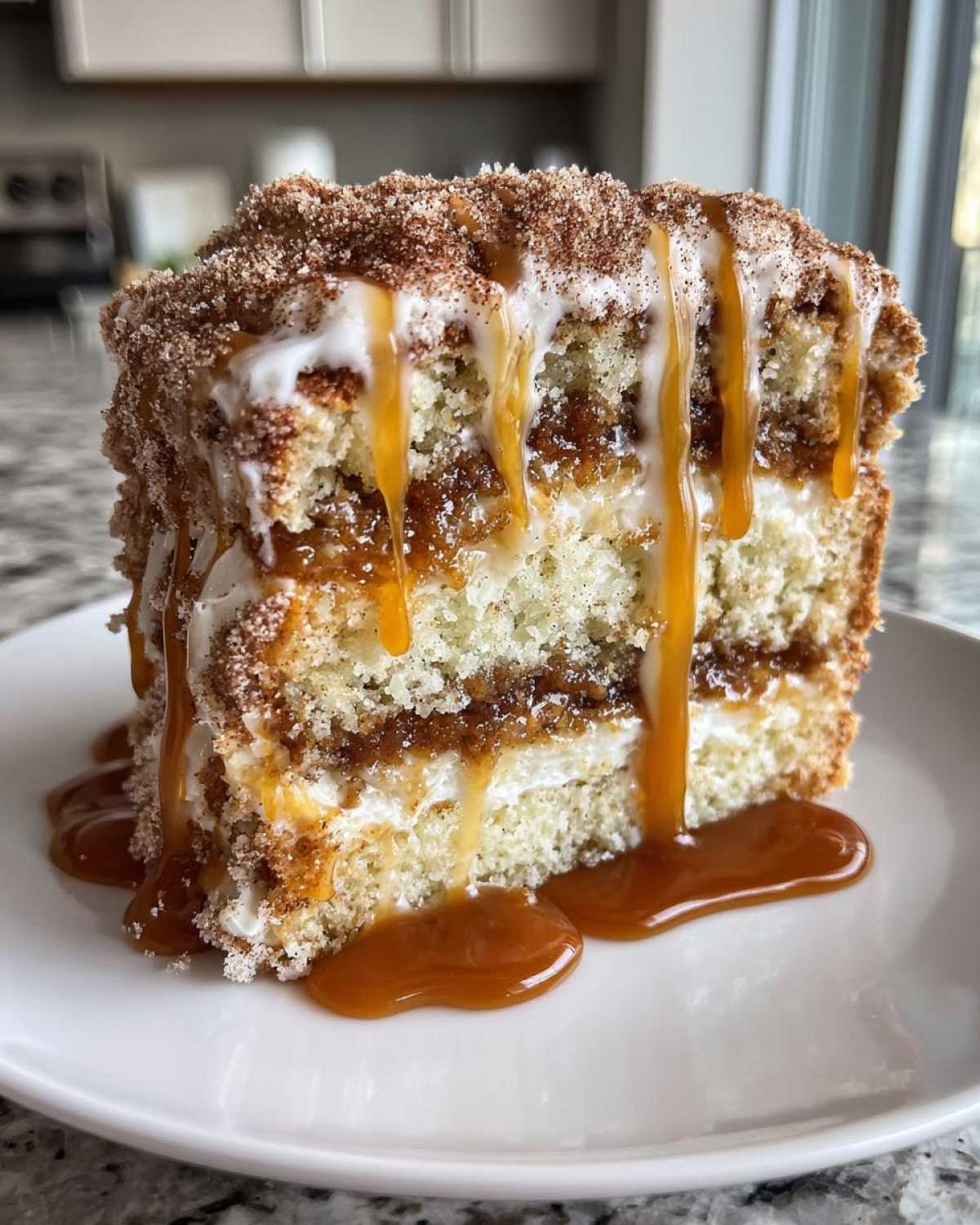 Salted Caramel Churro Cake - detail 4
