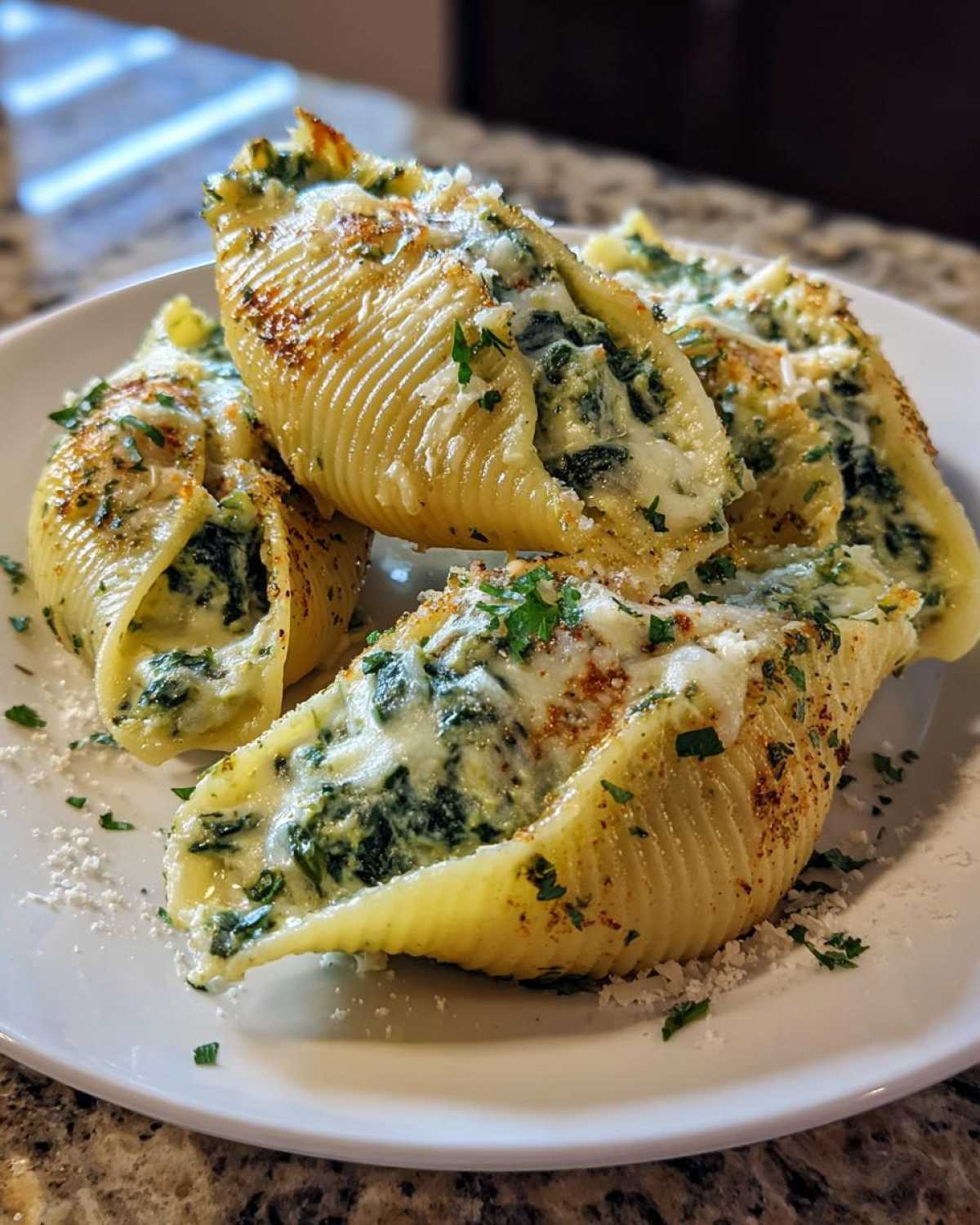 Spinach Pesto Stuffed Shells - detail 3