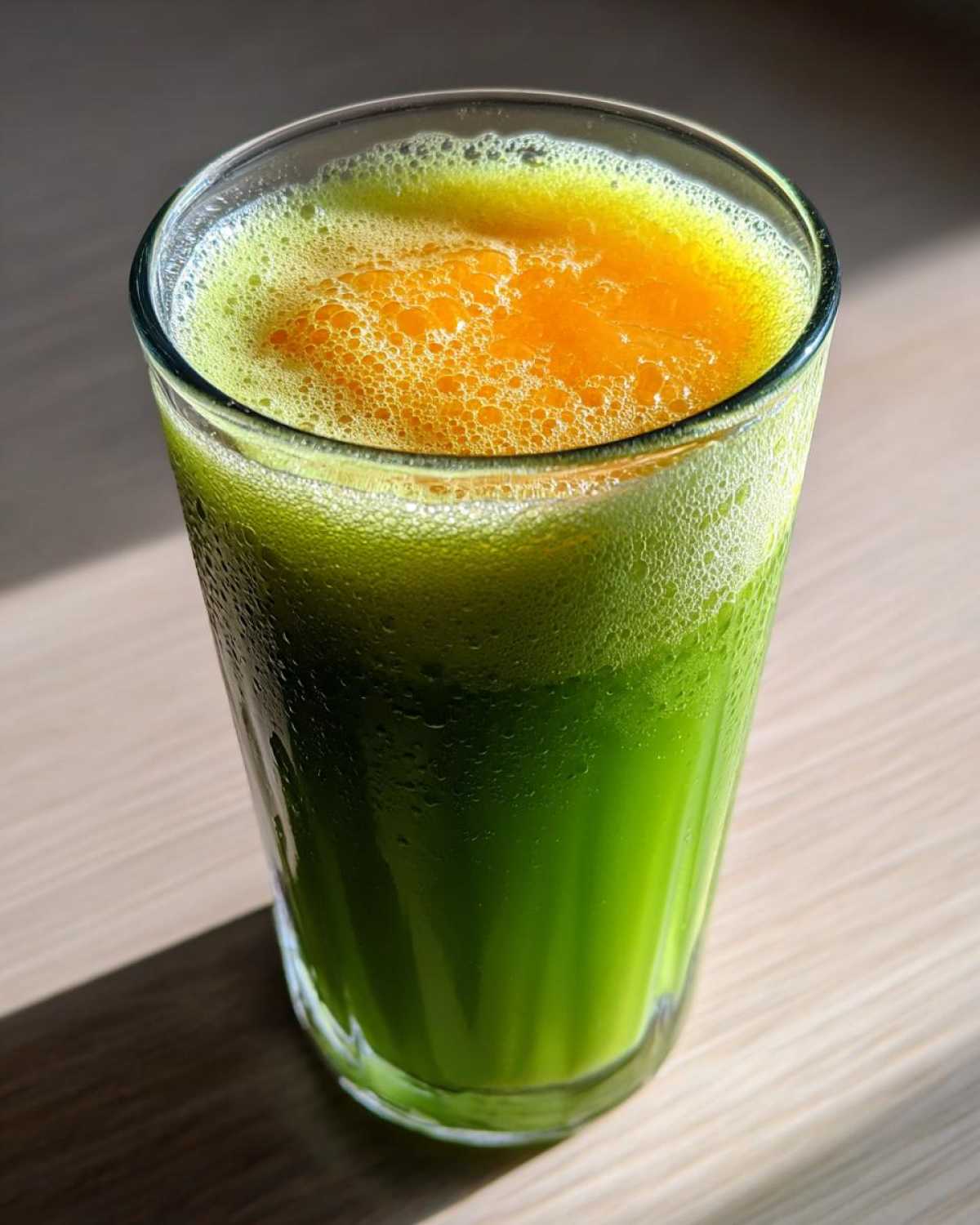 Tangerine Ginger Green Juice - detail 1