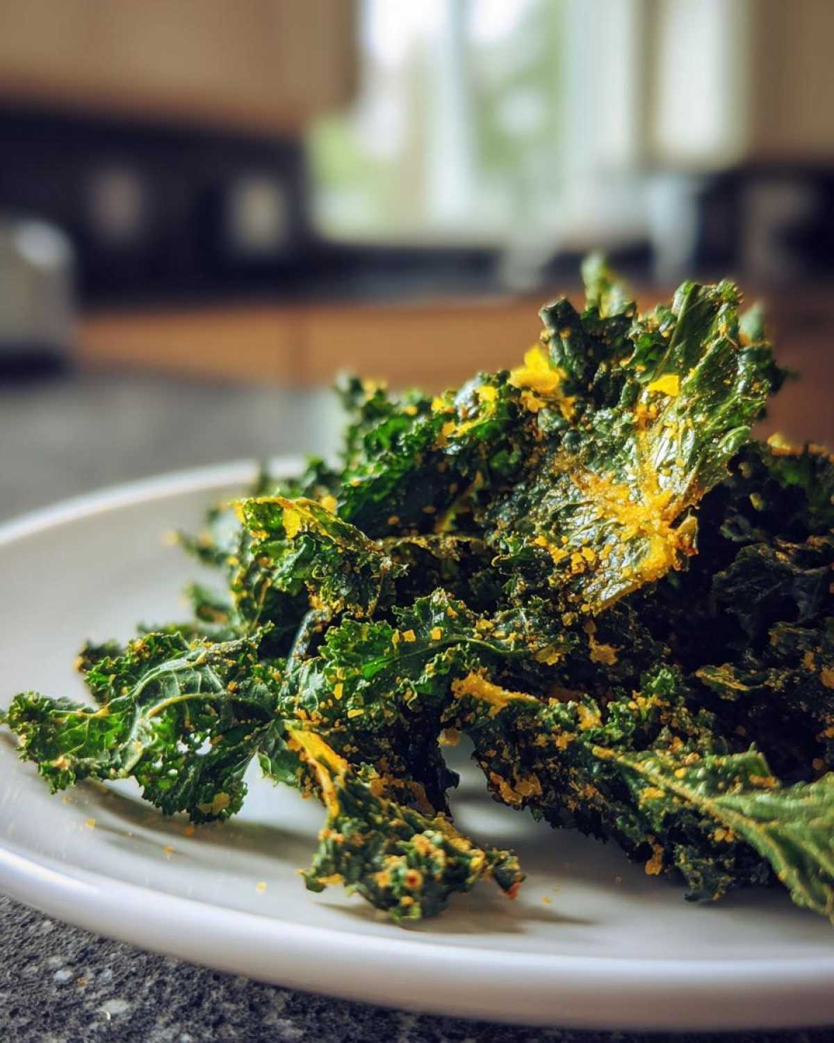 Zesty Parmesan Kale Chips - detail 2
