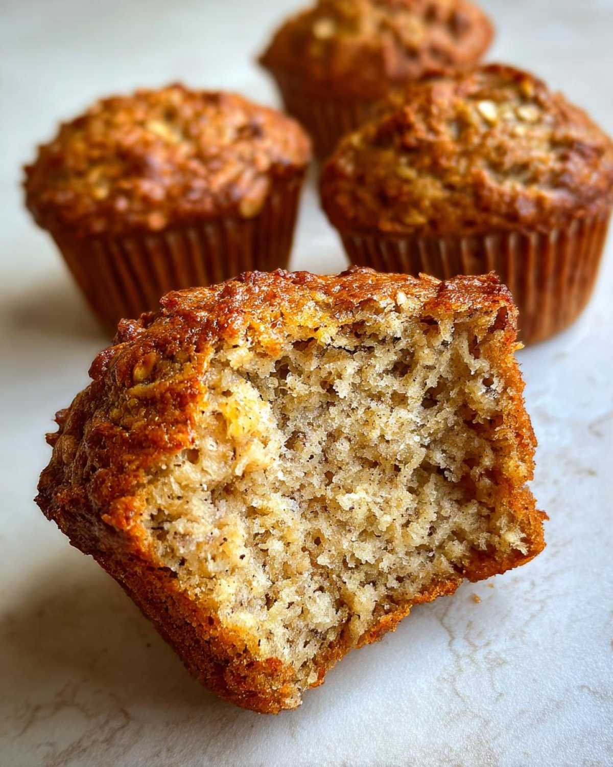 banana oatmeal muffins - detail 2