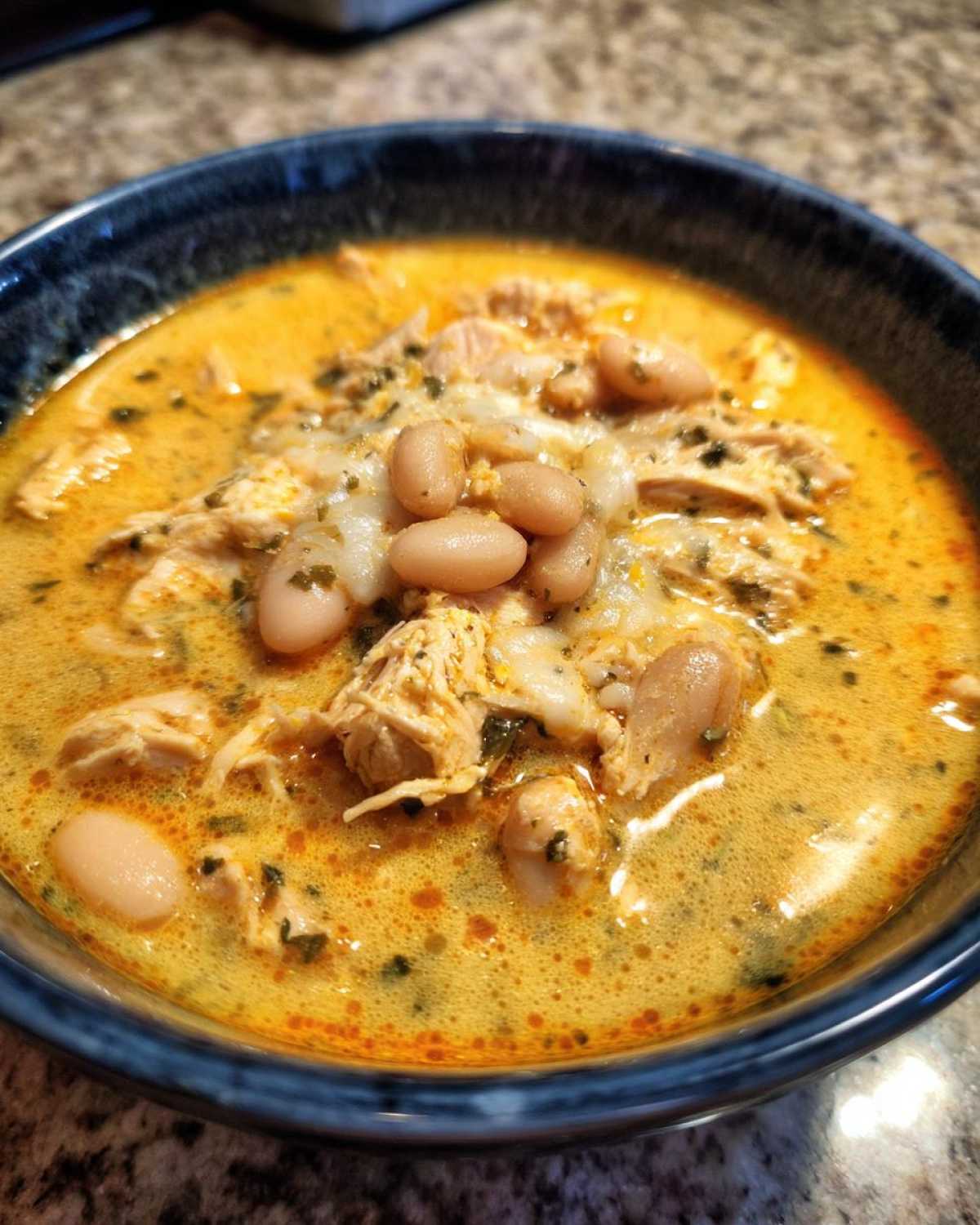 creamy white chicken chili - detail 1