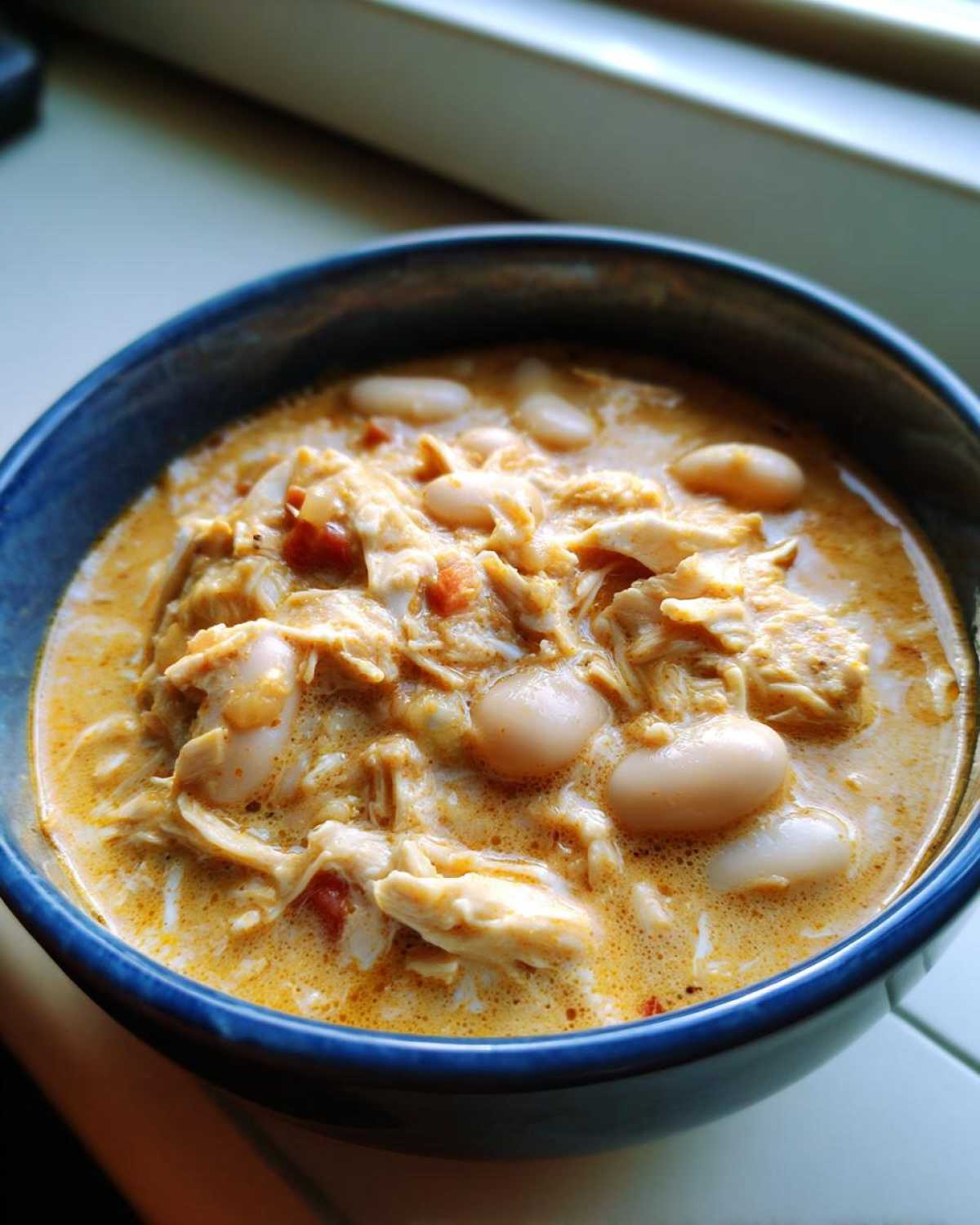 creamy white chicken chili - detail 2