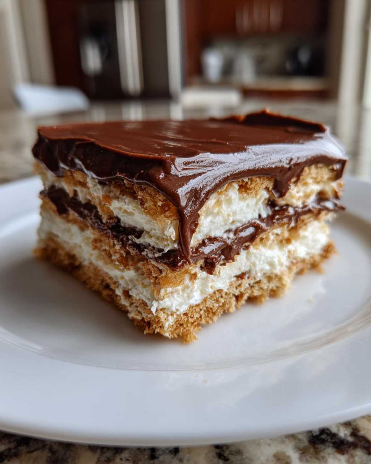 eclair cake - detail 1