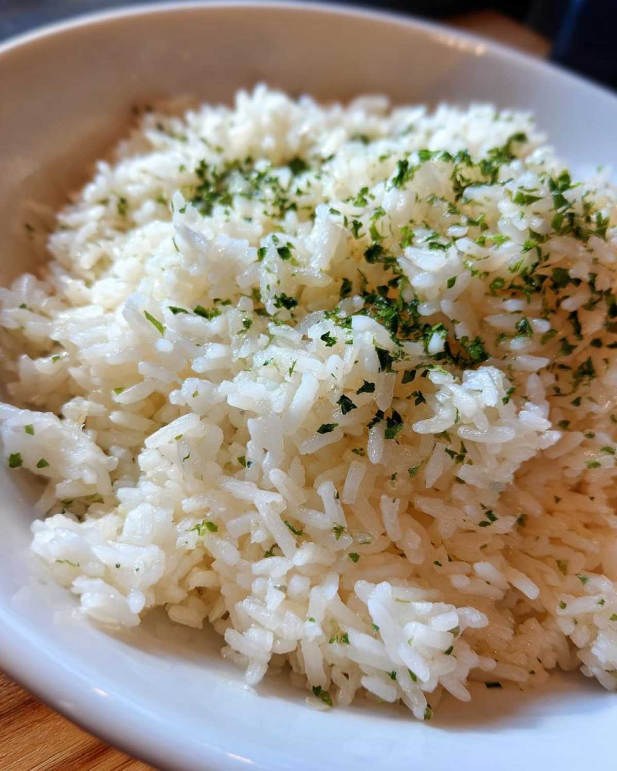 garlic butter rice - detail 3