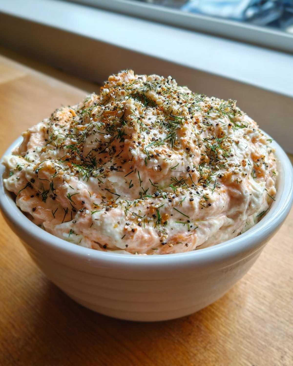smoked salmon dip - detail 2