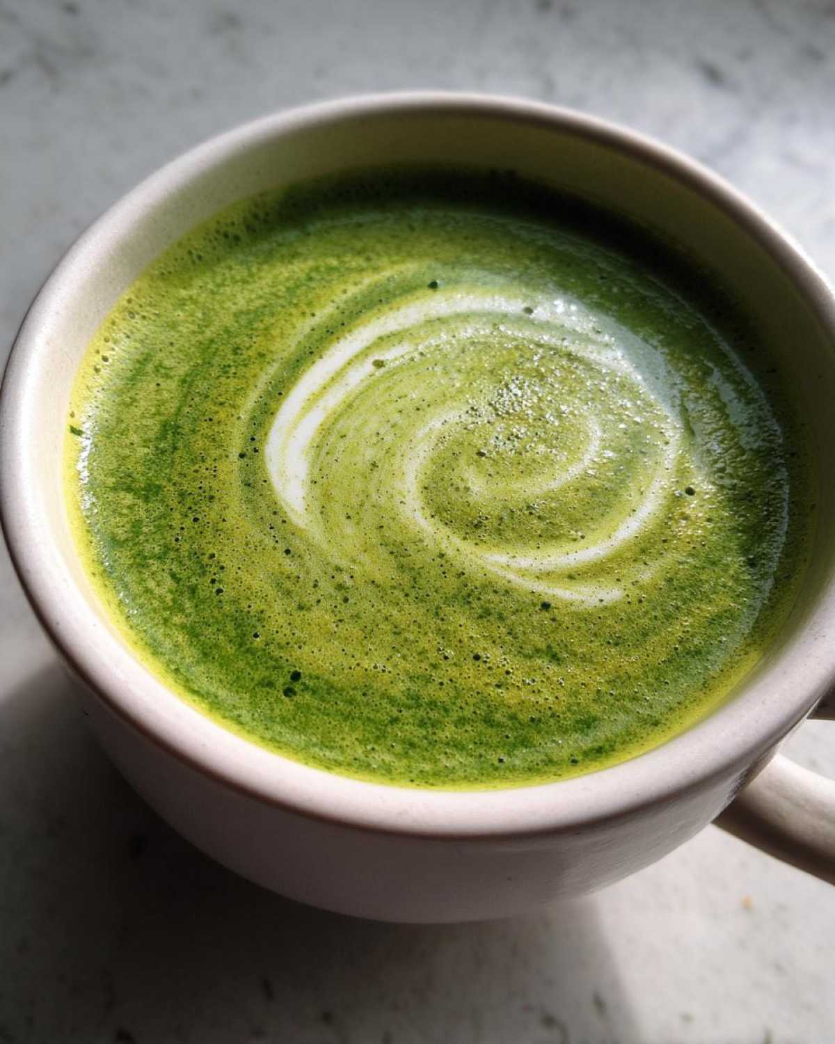 spinach soup - detail 3