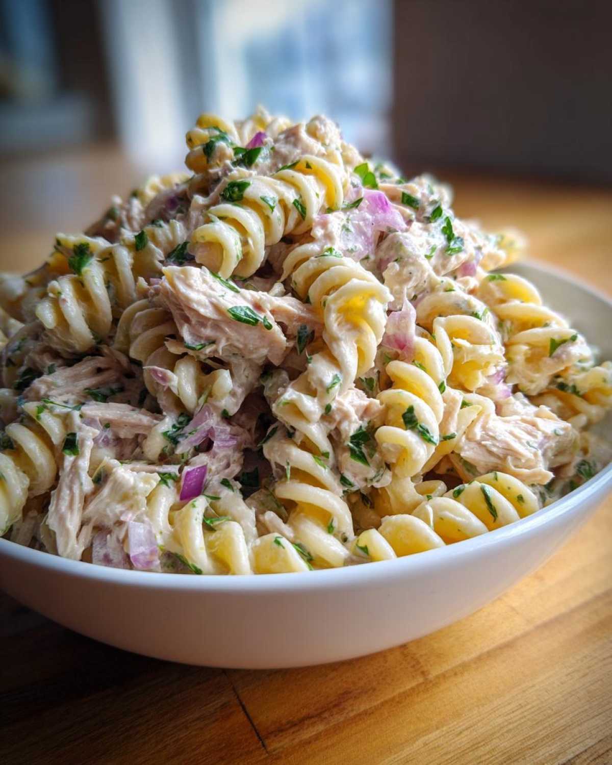 tuna pasta salad - detail 1