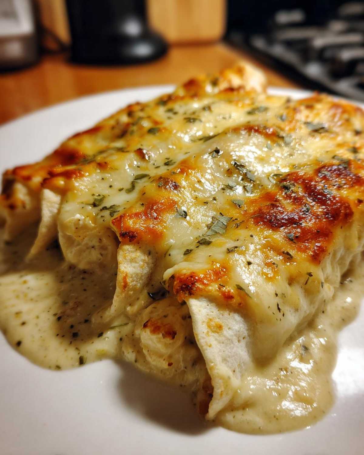 white chicken enchiladas - detail 4