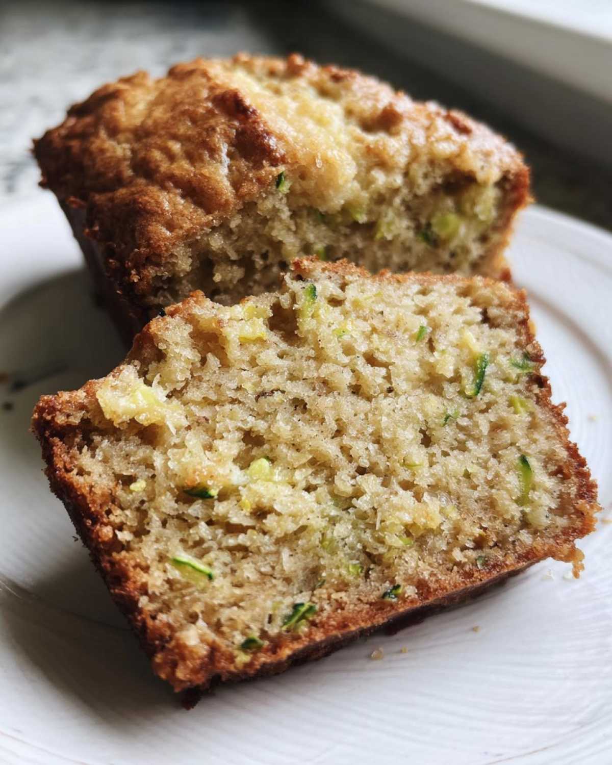 zucchini banana bread - detail 4