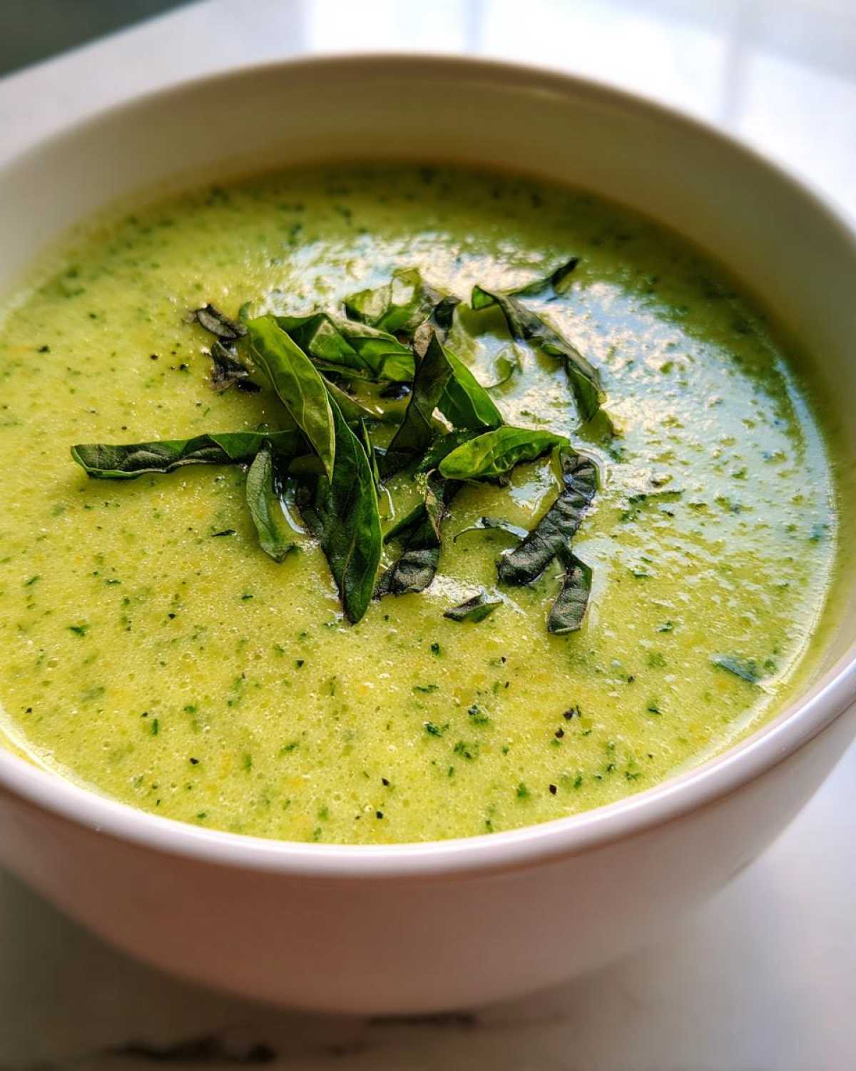 zucchini soup - detail 3